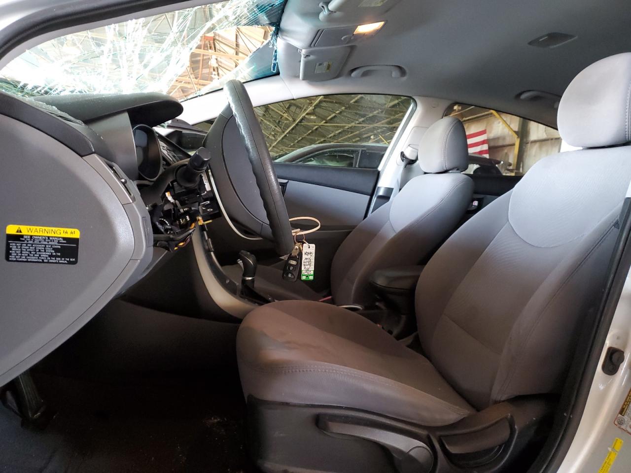 HYUNDAI ELANTRA 2016 VIN 5NPDH4AE8GH740937 фото 7