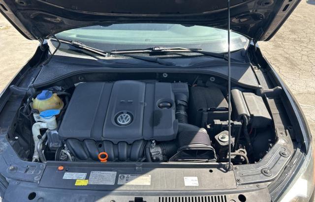 Седаны VOLKSWAGEN PASSAT 2013 Черный