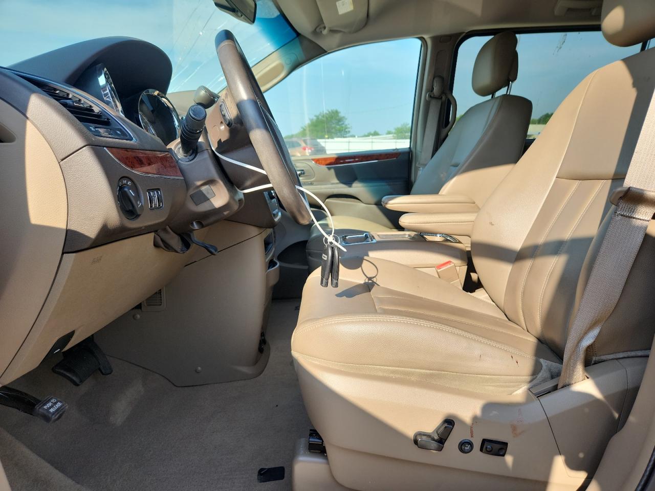 CHRYSLER MINIVAN 2013 VIN 2C4RC1BG8DR652746 фото 7