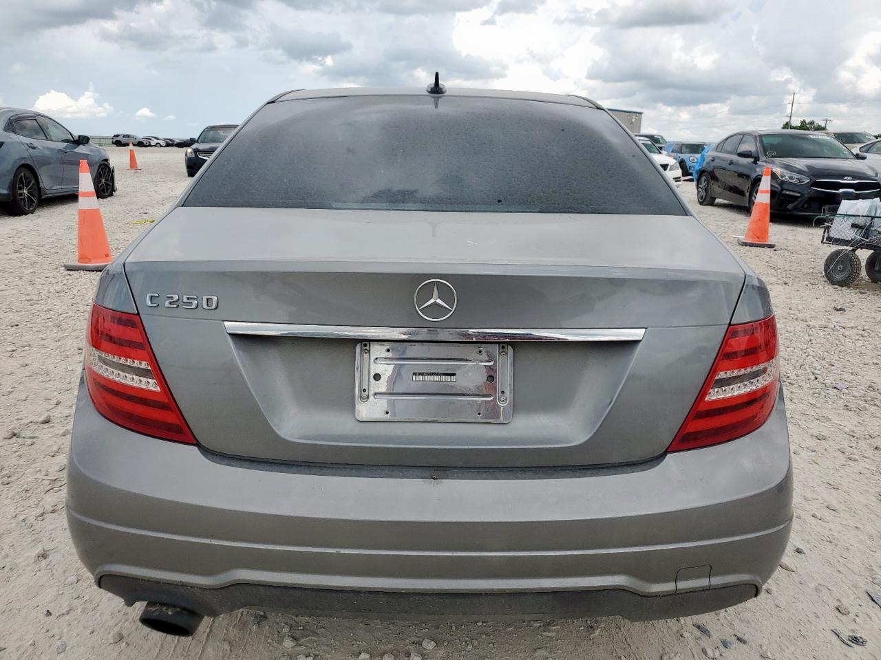 2012 Mercedes-Benz C 250 VIN: WDDGF4HB7CA630998 Lot: 62100835