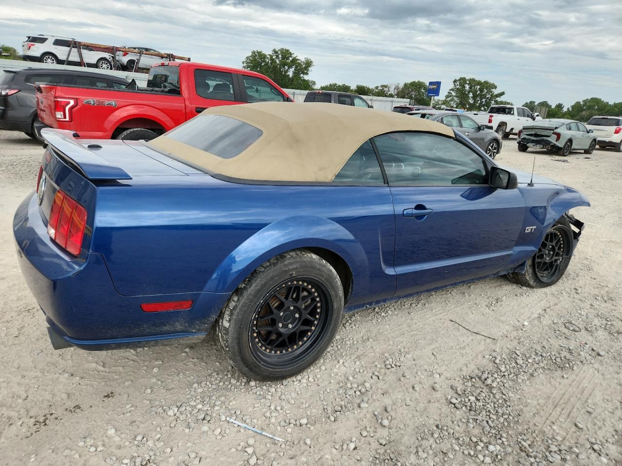 FORD MUSTANG 2007 VIN 1ZVFT85H475301119 фото 3