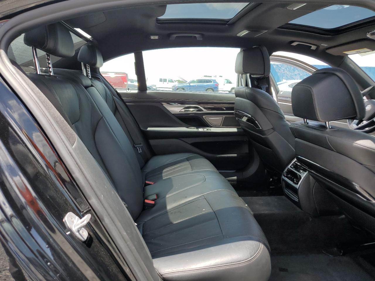 2019 BMW 740 I VIN: WBA7E2C53KB216402 Lot: 61229045