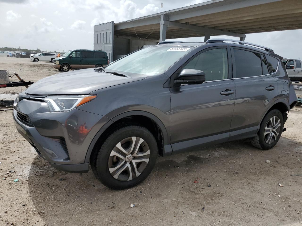 2018 Toyota Rav4 Le for Sale in West Palm Beach, FL - Rear End