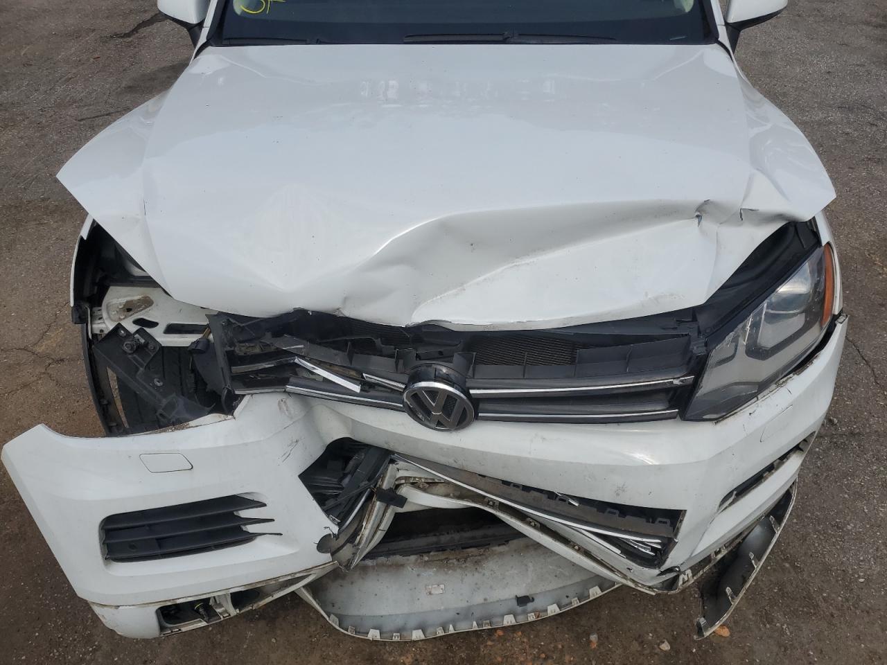 2013 Volkswagen Touareg V6 VIN: WVGEF9BP4DD013167 Lot: 60422255