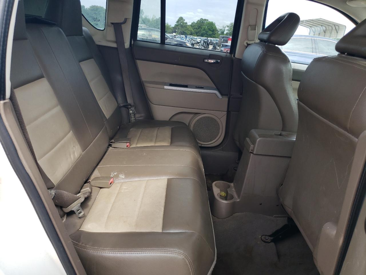 2008 Jeep Compass Limited VIN: 1J8FF57W38D549334 Lot: 62395255