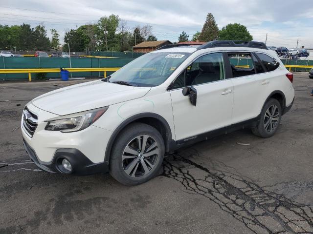  SUBARU OUTBACK 2018 White