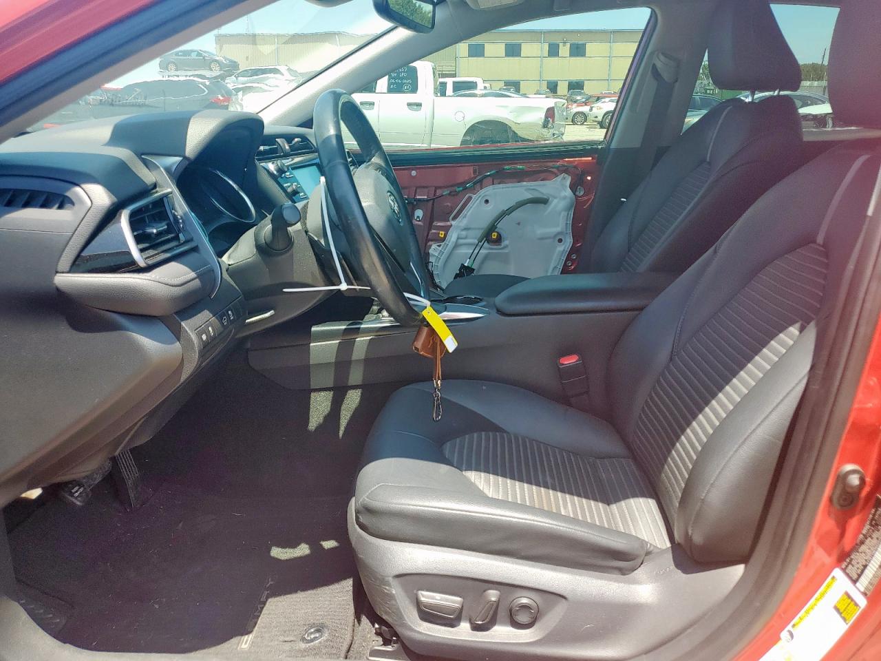 2019 Toyota Camry L VIN: 4T1B11HK7KU237657 Lot: 59847075