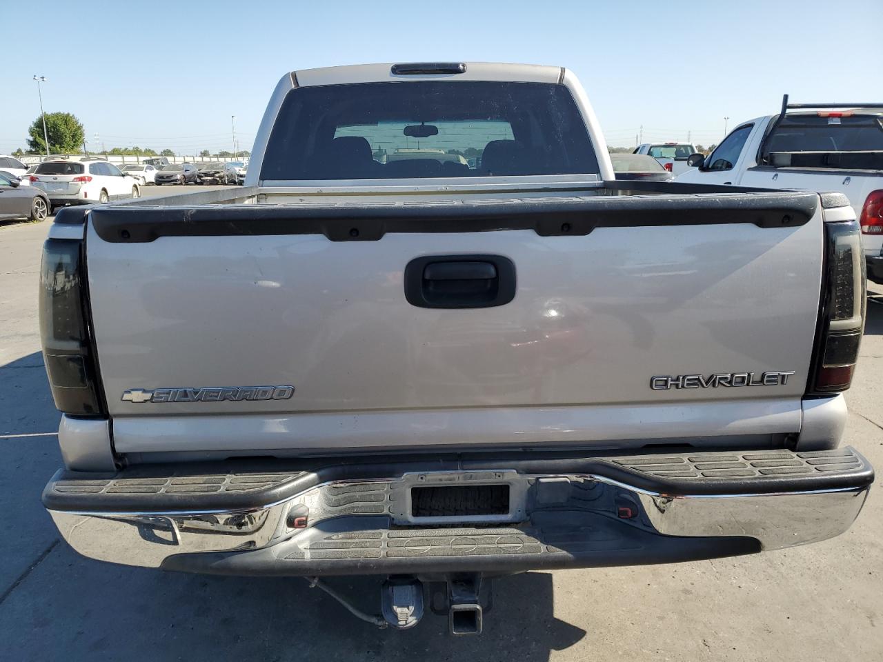 2004 Chevrolet Silverado C1500 VIN: 2GCEC13T841325739 Lot: 62288135