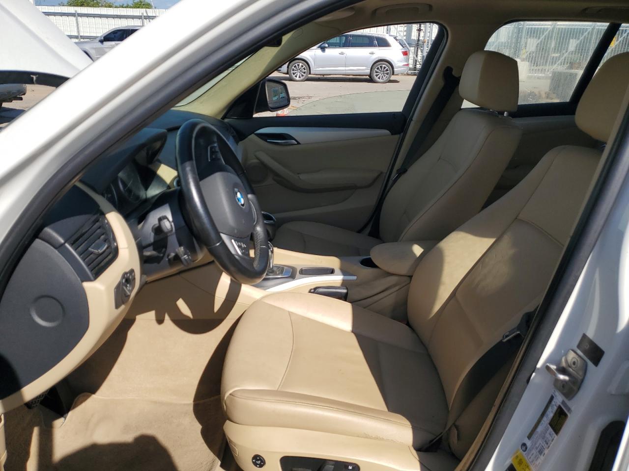 2013 BMW X1 xDrive28I VIN: WBAVL1C54DVR82079 Lot: 62397695