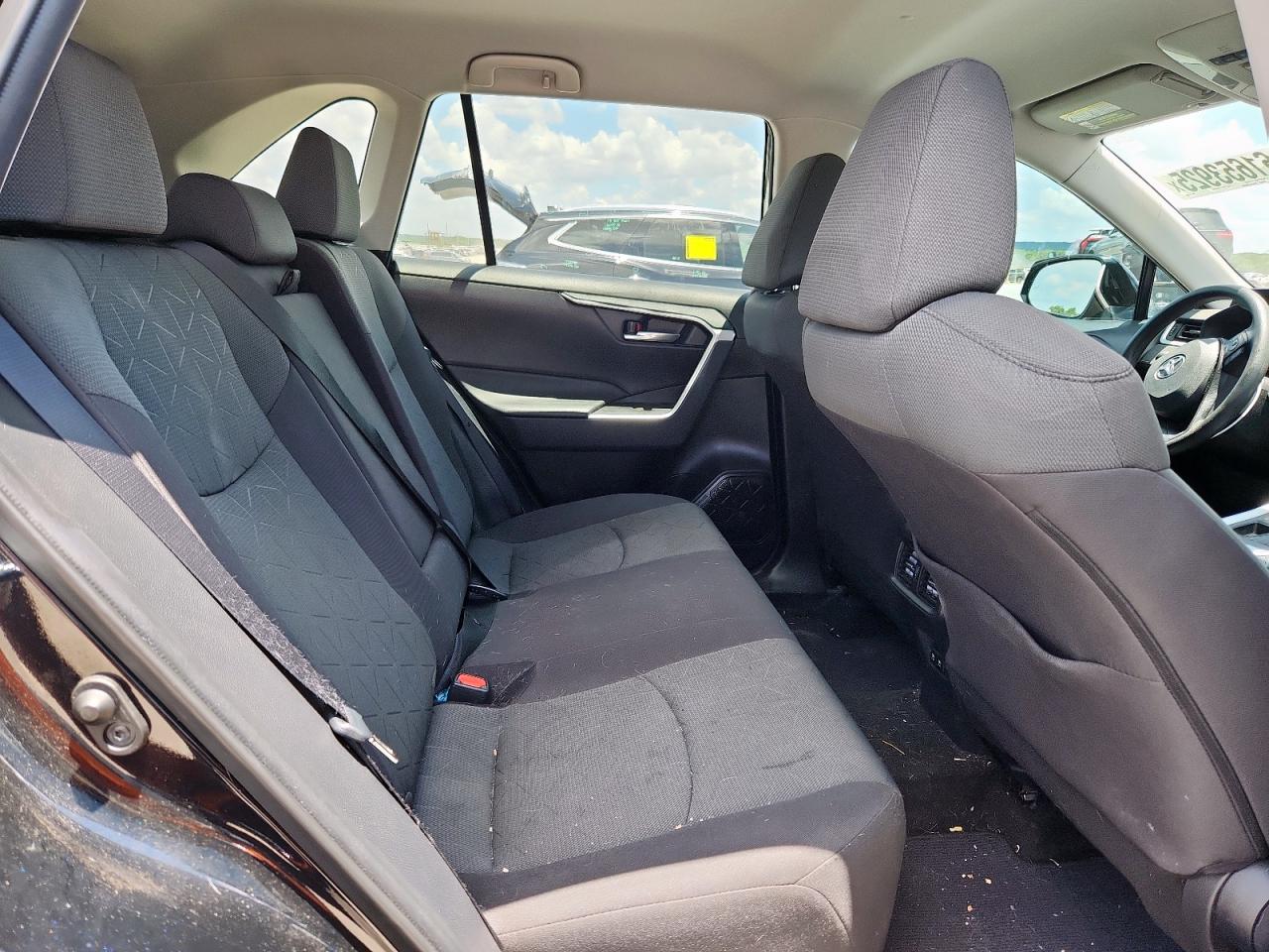 2021 Toyota Rav4 Xle VIN: 2T3W1RFV4MC133989 Lot: 61653925