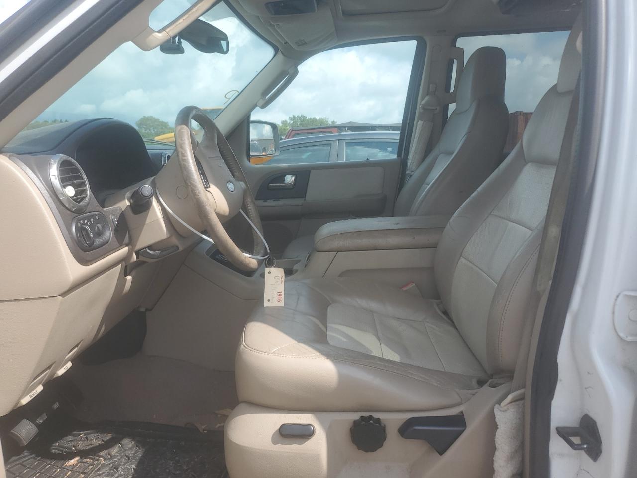2004 Ford Expedition Eddie Bauer VIN: 1FMFU17L74LB44875 Lot: 61228355