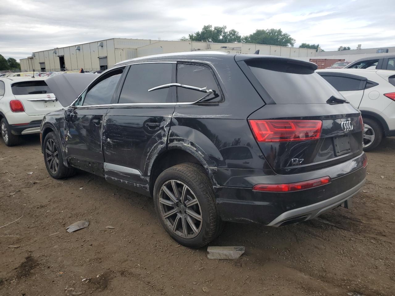 AUDI Q7 2018 VIN WA1VAAF7BJD021826 фото 2