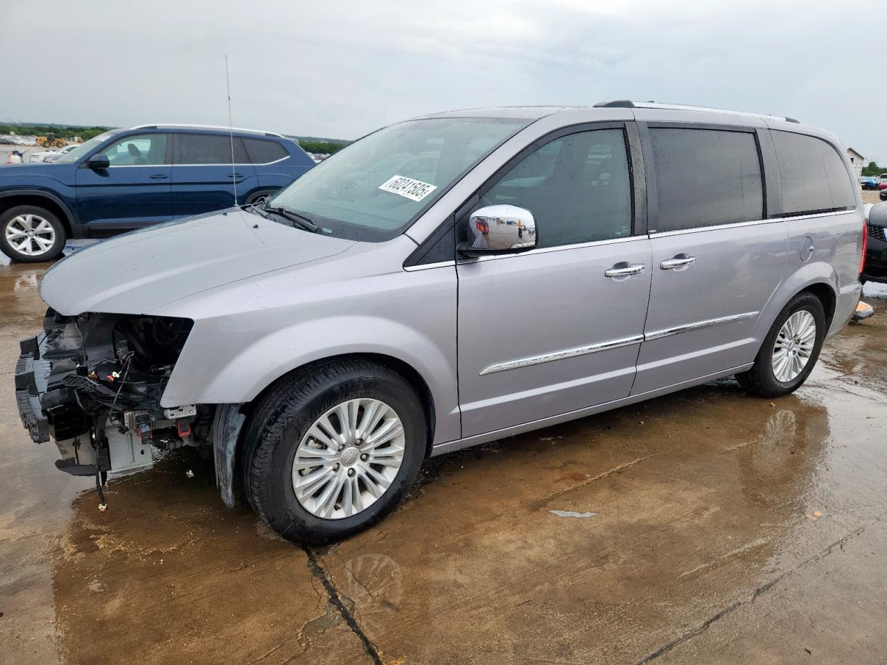 2013 Chrysler Town & Country Limited en Venta en Grand Prairie, TX - Front End