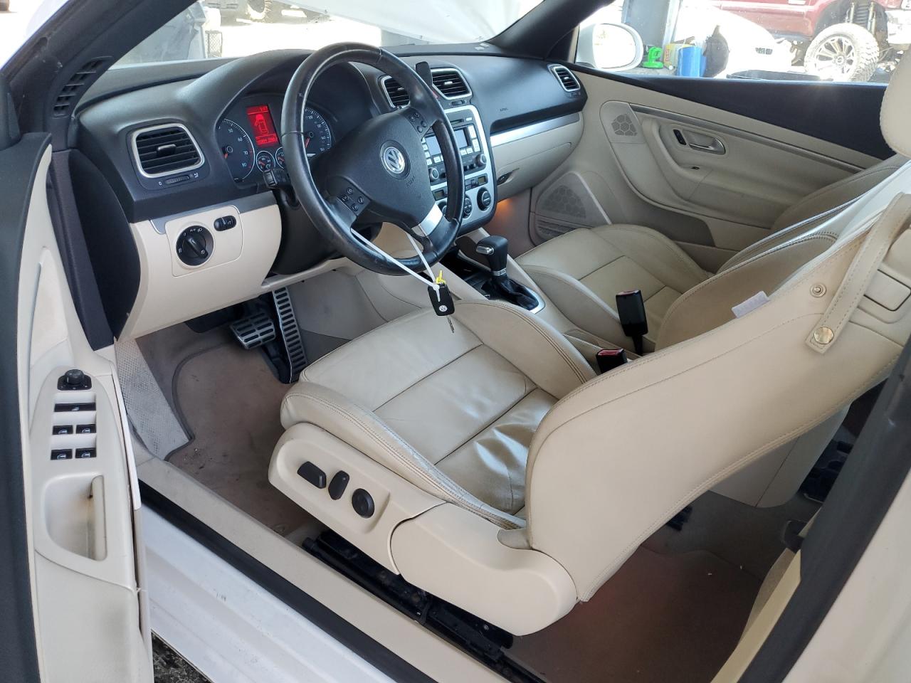2007 Volkswagen Eos 2.0T Sport VIN: WVWDA71F87V043122 Lot: 62883535