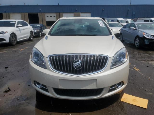 Sedans BUICK VERANO 2016 White