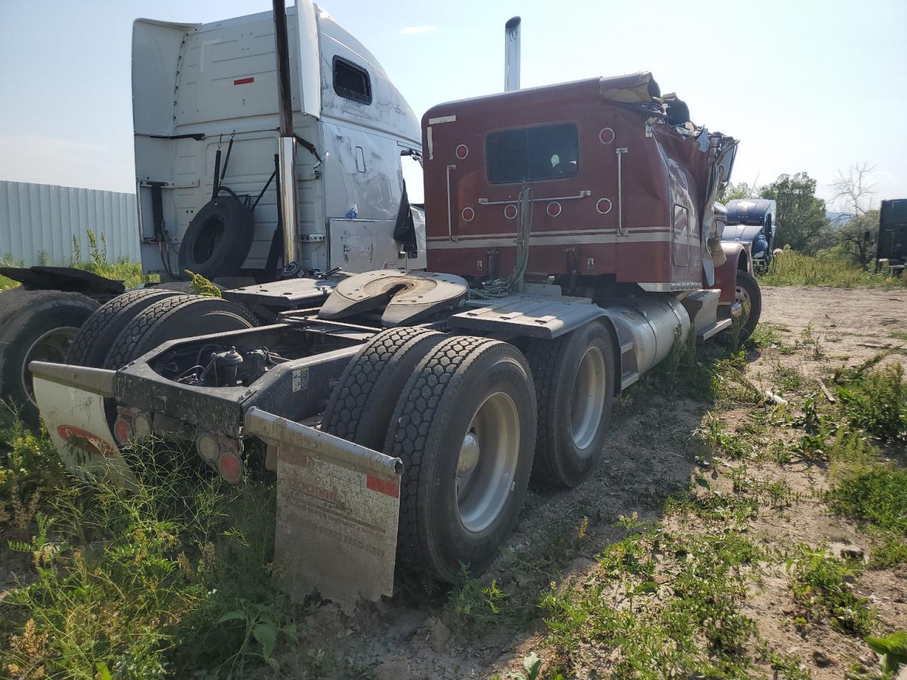 PETERBILT ALL MODELS 2019 VIN 1XPXD49XXKD632086 фото 4