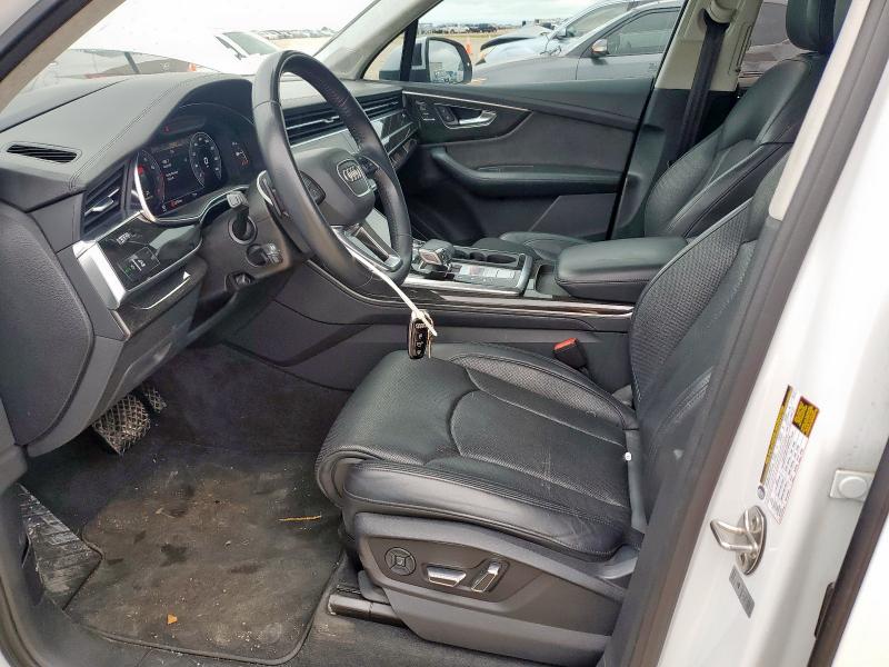  AUDI Q7 2020 Белы
