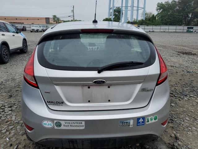  FORD FIESTA 2013 Silver