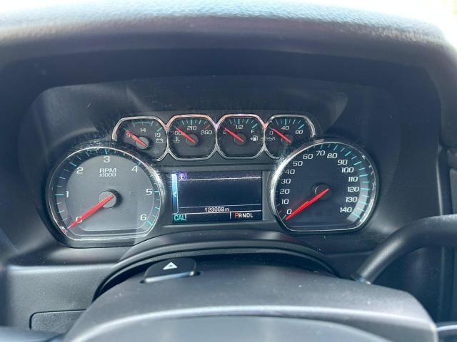  CHEVROLET TAHOE 2019 Srebrny