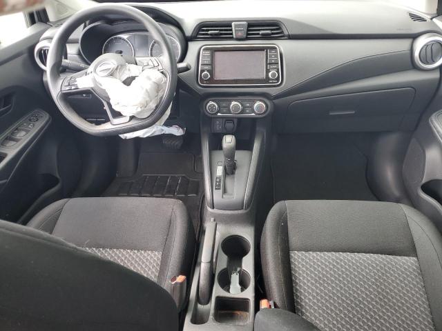  NISSAN VERSA 2024 Srebrny