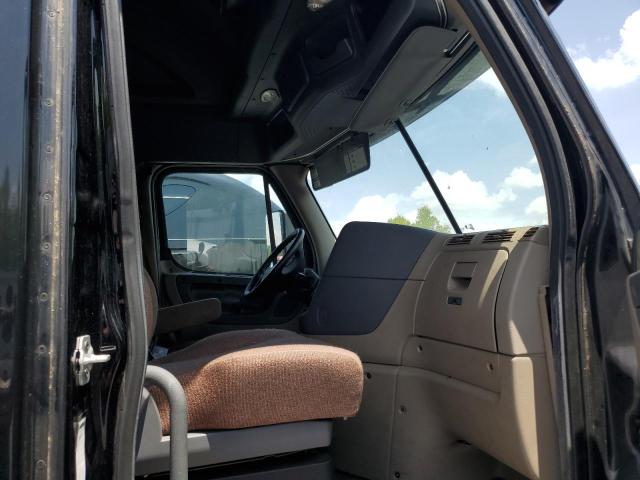 2017 FREIGHTLINER CASCADIA 125
