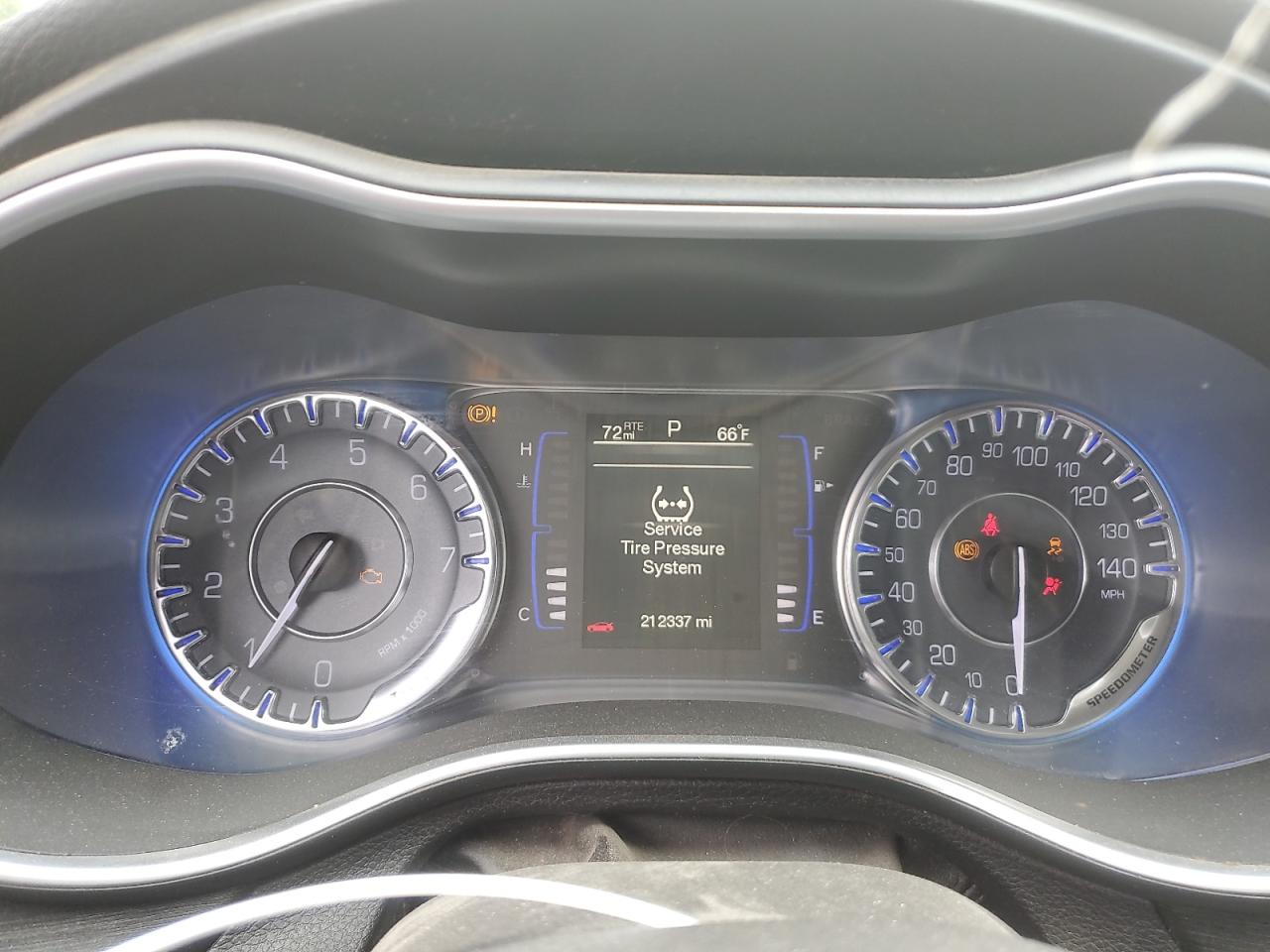 CHRYSLER 200 2015 VIN 1C3CCCAB5FN659746 фото 9