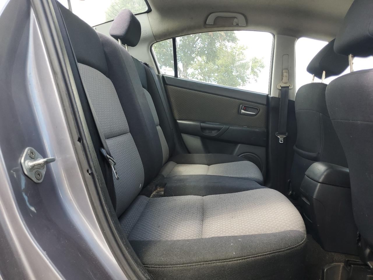 2006 Mazda 3 I VIN: JM1BK32F461416917 Lot: 62533385