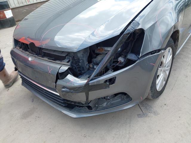 2015 VOLKSWAGEN POLO SE TS