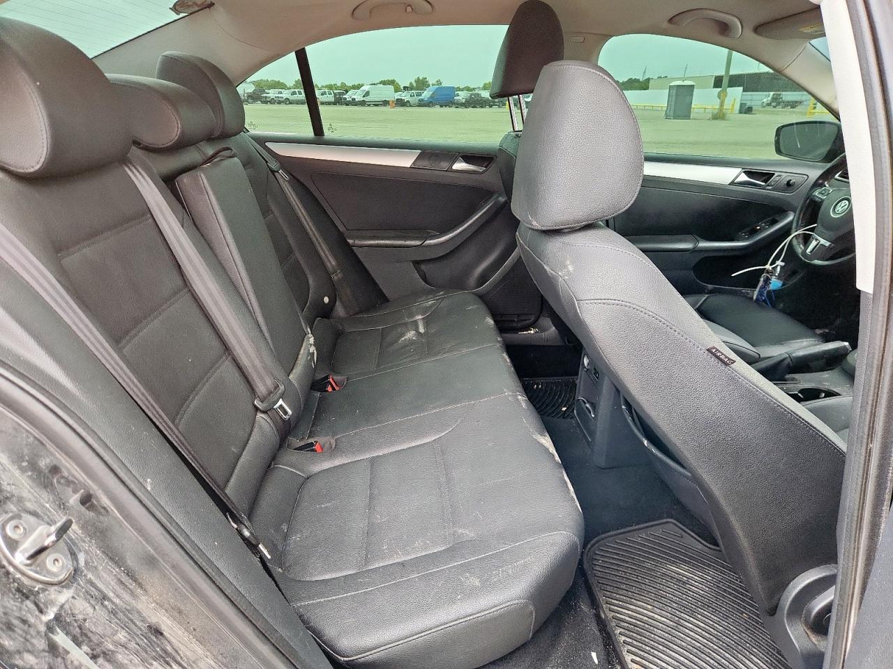 2011 Volkswagen Jetta Sel VIN: 3VWLZ7AJ0BM104052 Lot: 63049575