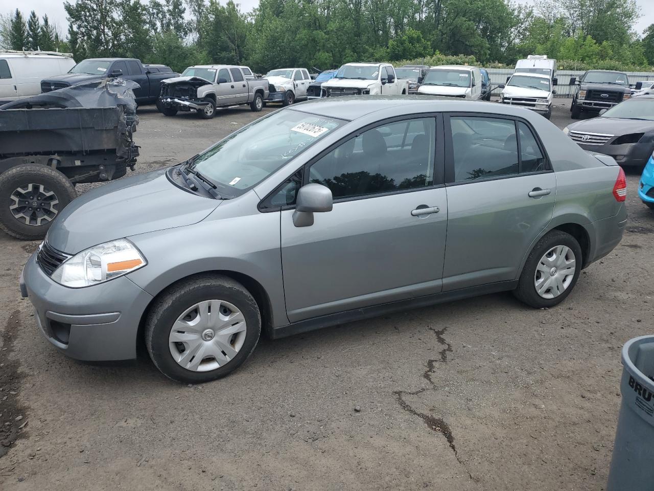 2011 Nissan Versa S للبيع في Portland، OR - Front End