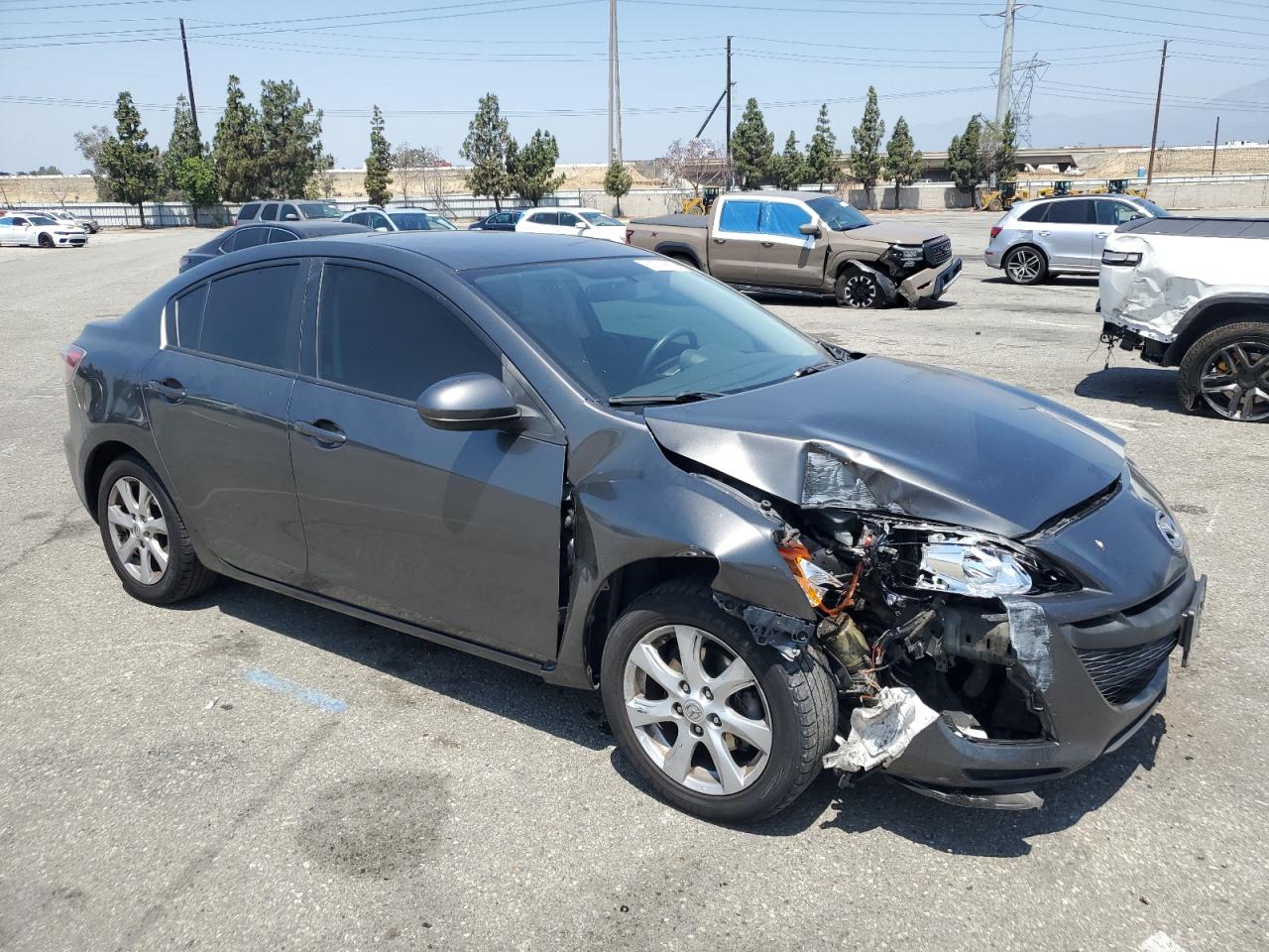 MAZDA 3 2011 VIN JM1BL1VG3B1416231 zdjęcie 4