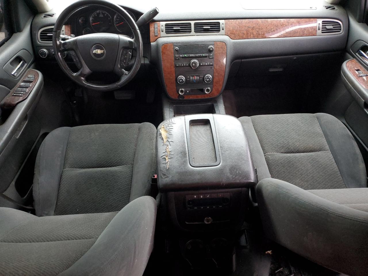 2008 Chevrolet Tahoe K1500 VIN: 1GNFK13028J207279 Lot: 62740385