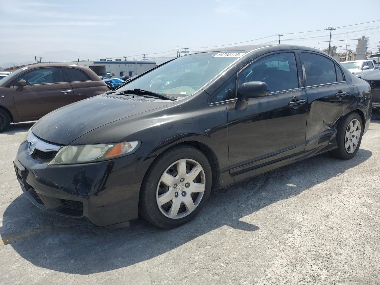 2011 Honda Civic Lx zu verkaufen in Sun Valley, CA - Side