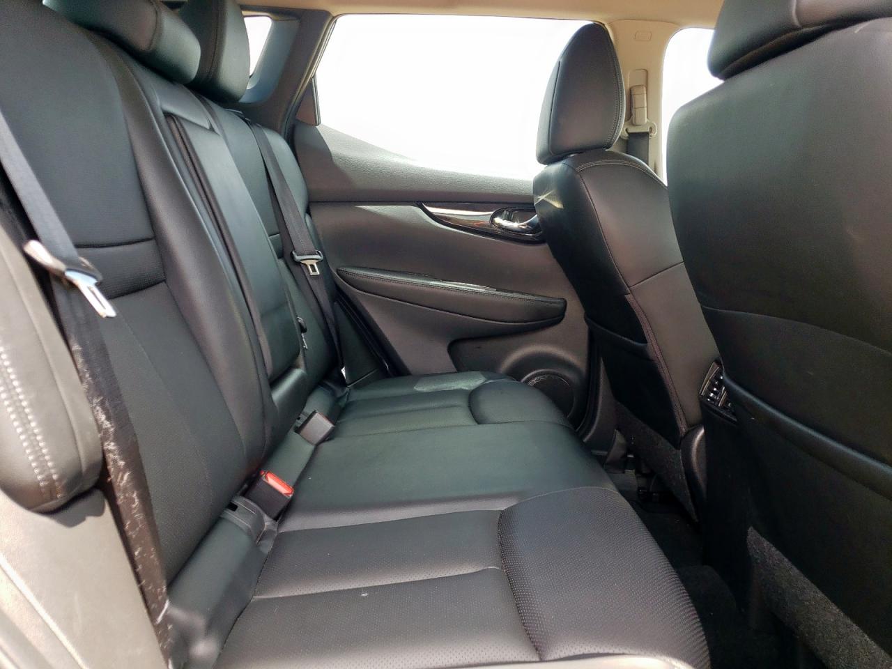 2022 Nissan Rogue Sport Sl VIN: JN1BJ1CW3NW488086 Lot: 61187095