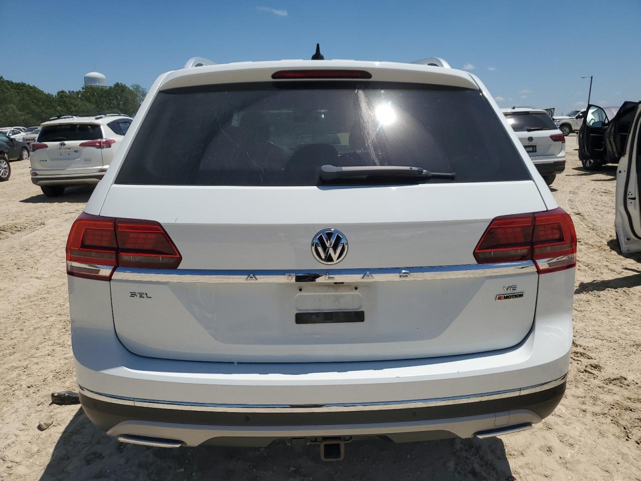 2019 Volkswagen Atlas Sel Premium VIN: 1V2NR2CA2KC526724 Lot: 62012225