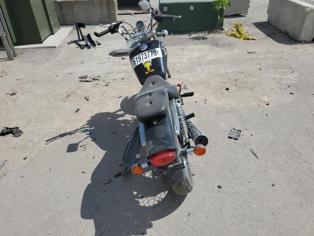 2002 SUZUKI GZ250   