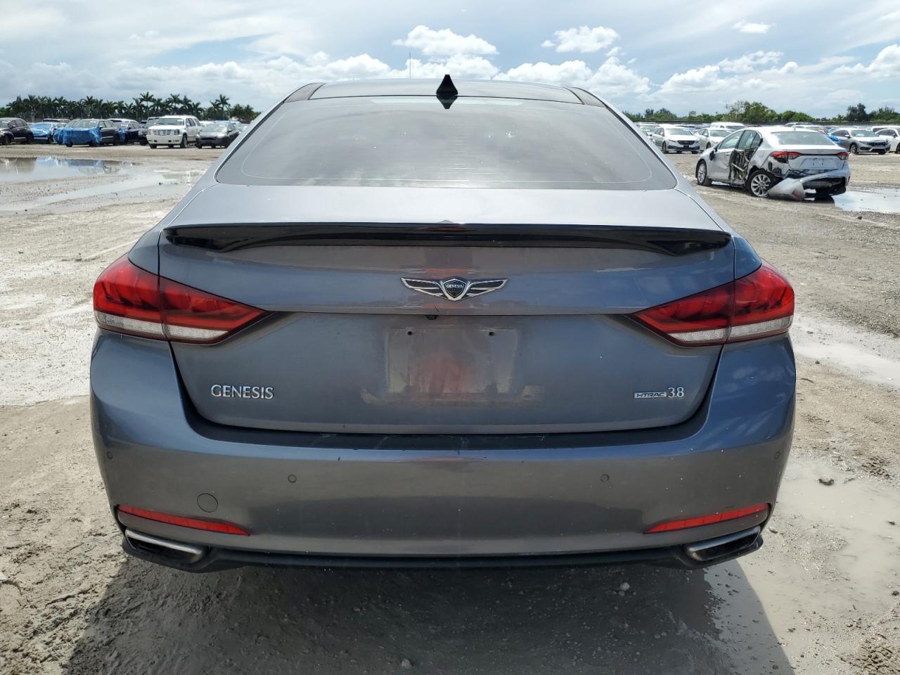 2015 Hyundai Genesis 3.8L VIN: KMHGN4JE9FU019550 Lot: 62037725