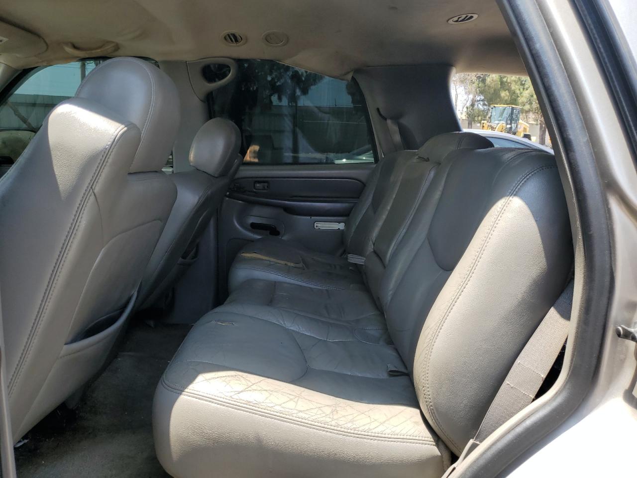2003 Chevrolet Tahoe C1500 VIN: 1GNEC13T43R255380 Lot: 62574075