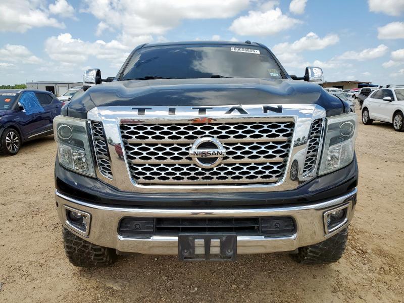 Pickups NISSAN TITAN 2016 Black