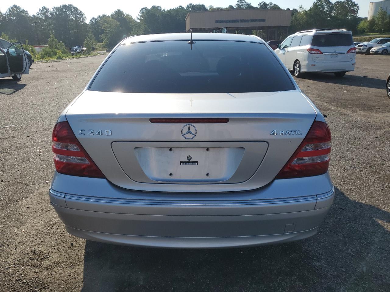 WDBRF81J45F690480 2005 Mercedes-Benz C 240 4Matic
