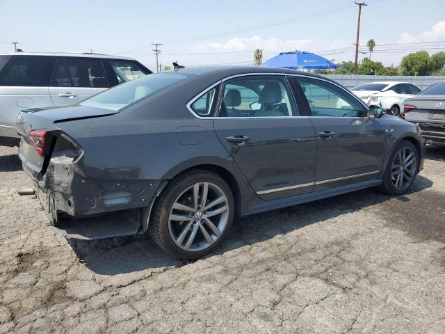  VOLKSWAGEN PASSAT 2017 Szary