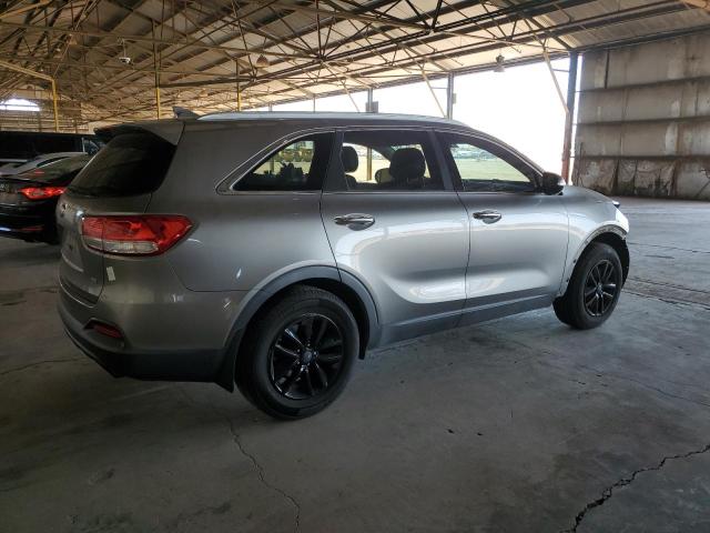  KIA SORENTO 2016 Серый