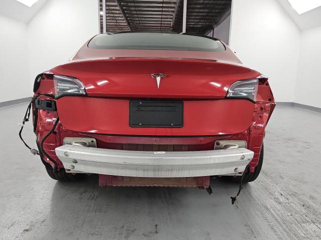  TESLA MODEL 3 2022 Red