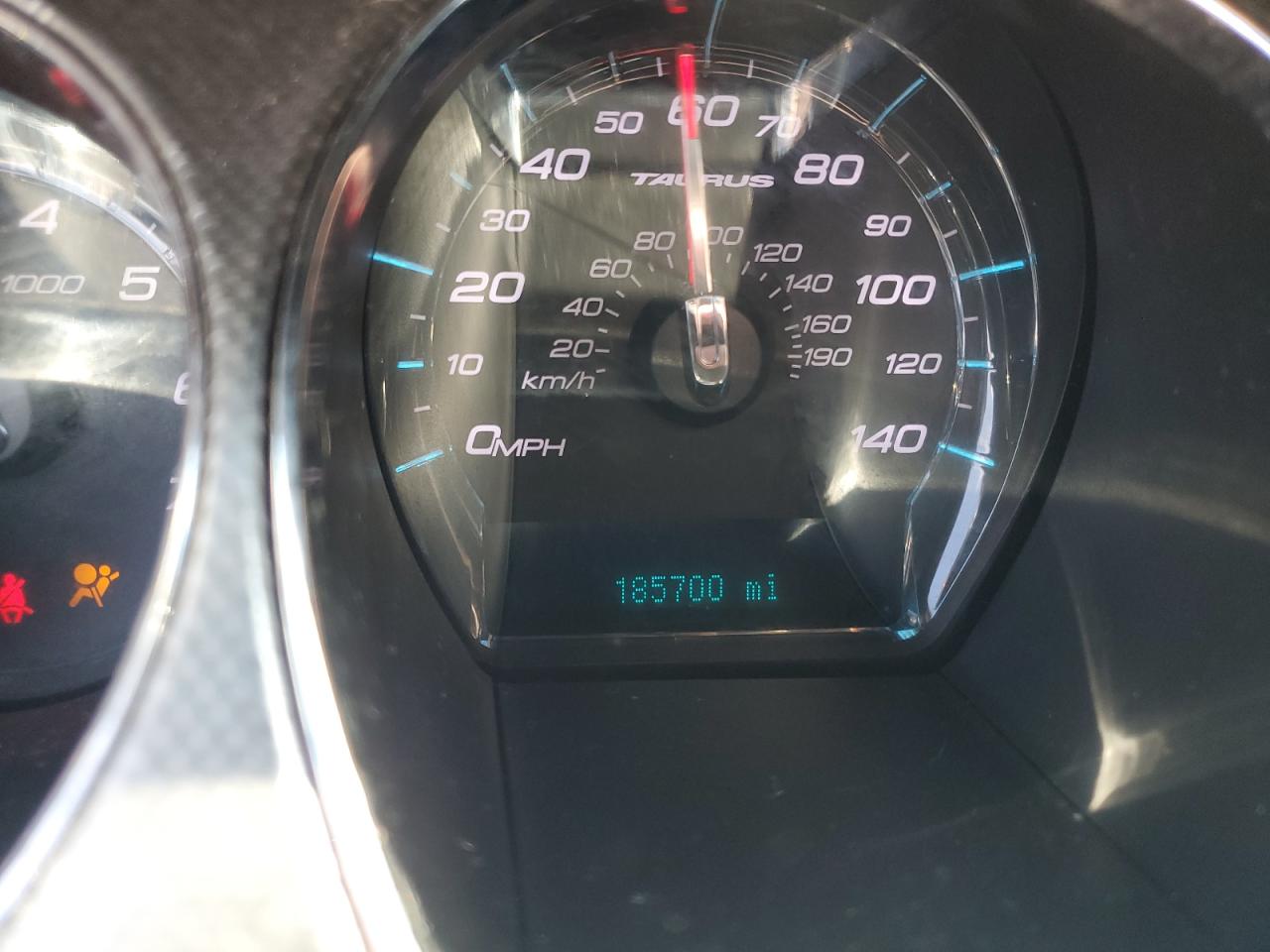 2011 Ford Taurus Sel VIN: 1FAHP2EW5BG135871 Lot: 62603325