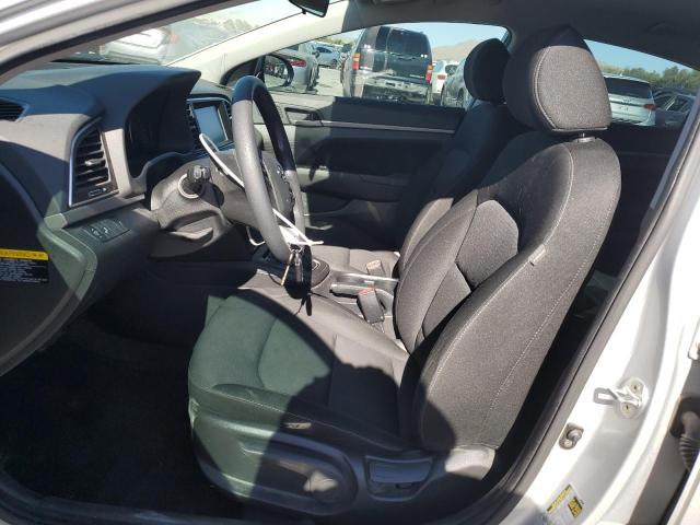  HYUNDAI ELANTRA 2018 Серебристый