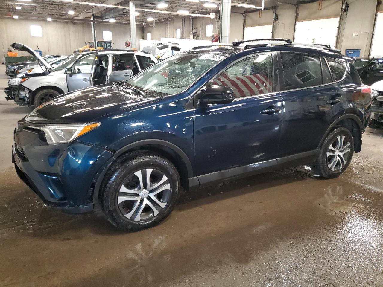 2017 Toyota Rav4 Le for Sale in Blaine, MN - Rear End