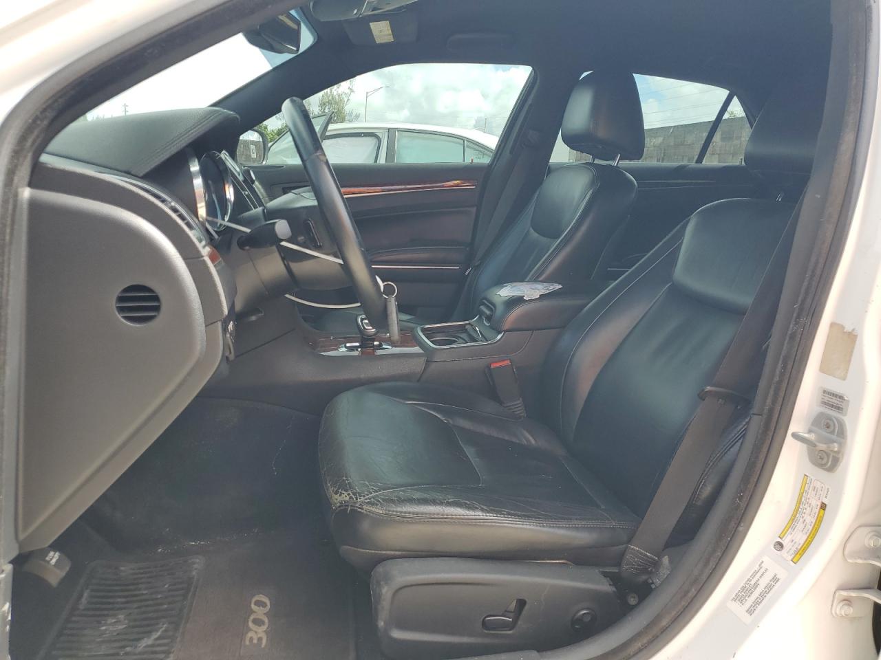 2014 Chrysler 300 VIN: 2C3CCAAG1EH141673 Lot: 60626325