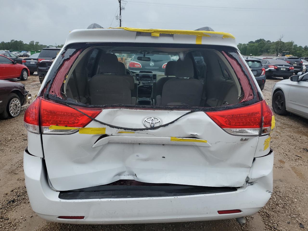 2012 Toyota Sienna Le VIN: 5TDKK3DC0CS250106 Lot: 62663145