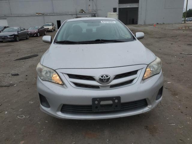  TOYOTA COROLLA 2012 Srebrny