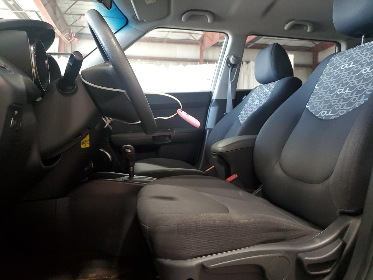 2010 Kia Soul + VIN: KNDJT2A29A7161088 Lot: 62505535